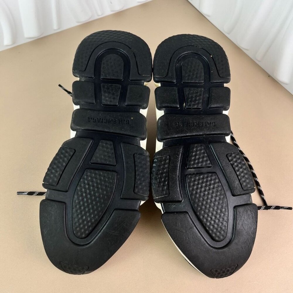 Balenciaga Sock Sneakers Black & White - Picture 7 of 7
